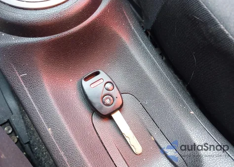 2009 Honda Fit Sport z USA, uszkodzony, nr VIN JHMGE88609S067902